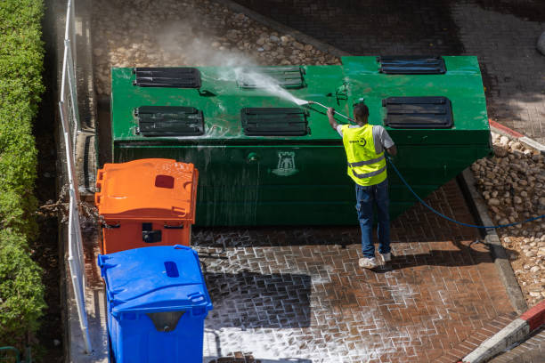 Best Garage Pressure Washing  in Starbuck, MN